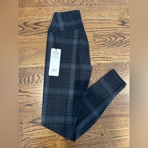 Alo Leggings NWT